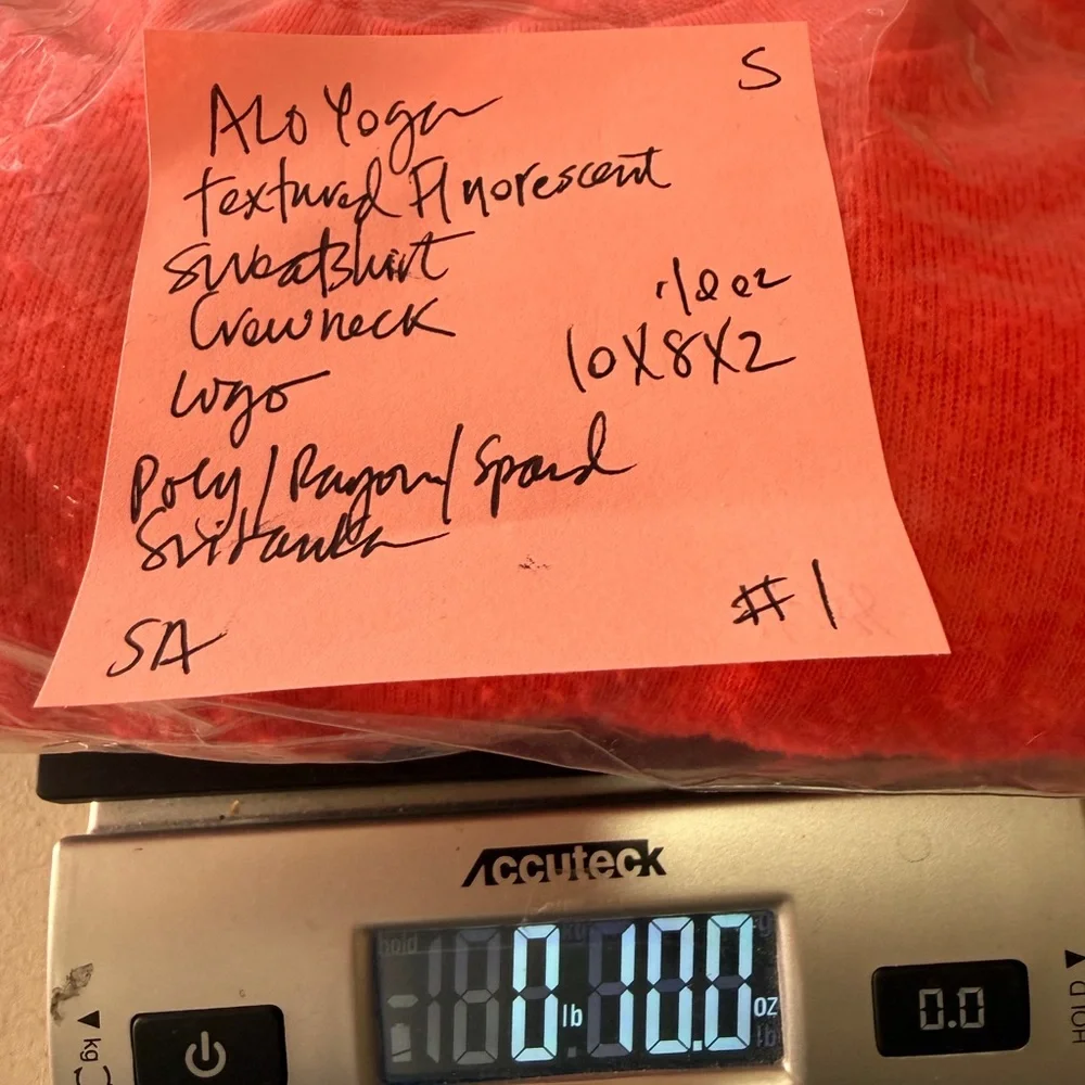 ALO Yoga Fluorescent Corral Pink Textured Crew Neck Sweater SM Logo on Sleeve - Picture 12 of 12